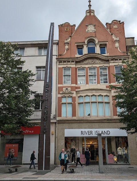 River Island