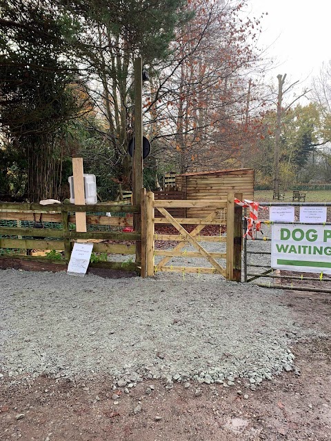 Prestwood Doggy Play Park