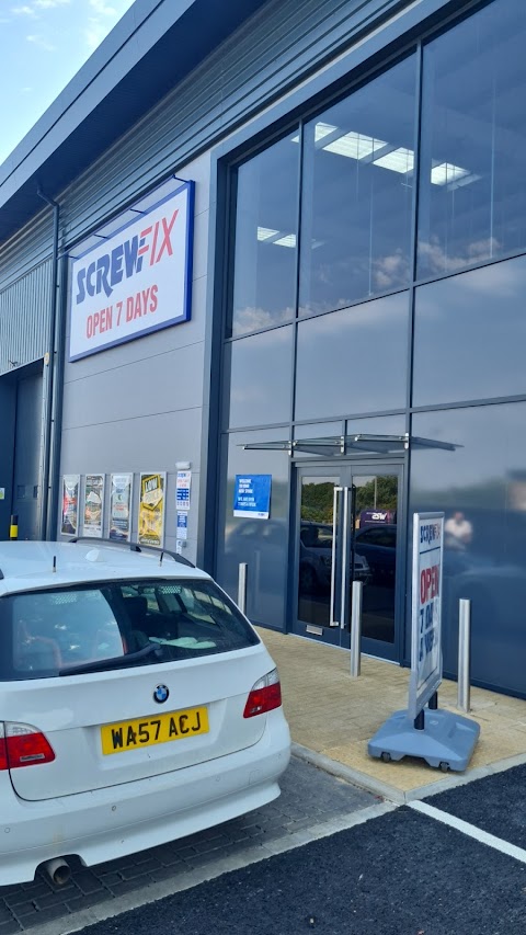 Screwfix Brackley