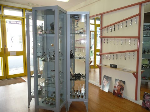 Adult & Children's Opticians