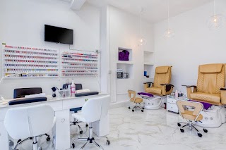 DK Nails Spa In Roehampton