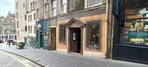 Islander Flagship Store Edinburgh