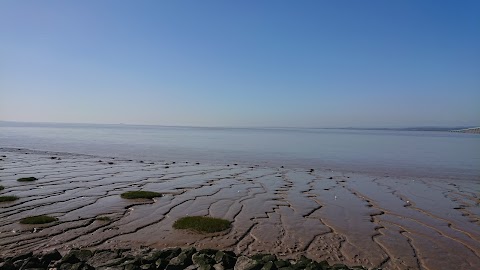 Severn Beach Promenade & Riverbank