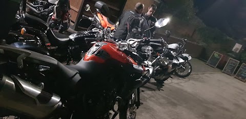 Travellers bike night