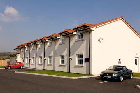 Premier Inn Weston Super Mare Jct 22 M5 (Lympsham) hotel