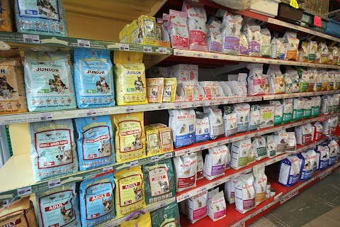 Farley's Pet Food & Garden Supplies