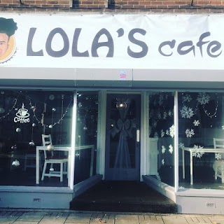 Lola's cafe