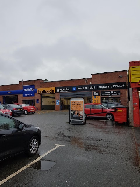 Halfords Autocentre Cheadle