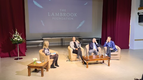 Lambrook School