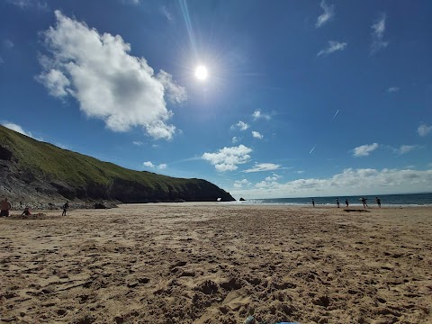 Broughton Bay, Blue Pool