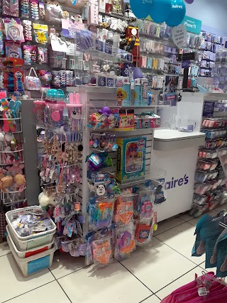 Claire's