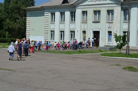 Center for Out-of-School and Child Creation name.O.Koshovyi m. Kamyants'ke. Branch "Umka"