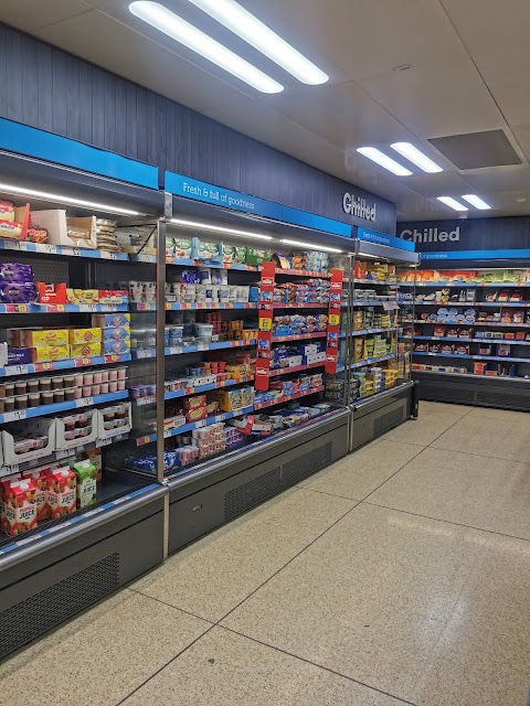 Iceland Supermarket Old Trafford