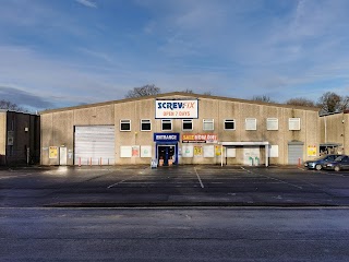 Screwfix Farnborough - Invincible Road