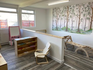 Apple Tree Montessori Nursery School