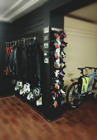 Left Hook Bikes Store