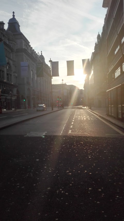 Piccadilly Circus (Stop S)