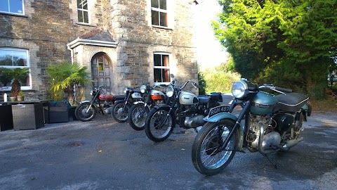 Montys Classic Motorcycles