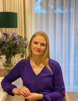 Dr Anna Gladoseva