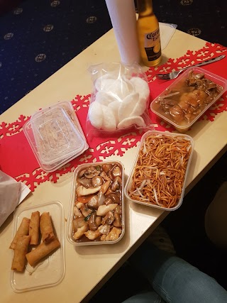 SAKURA Chinese Takeaway