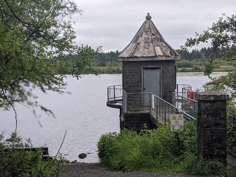 Llyn Llech Owain Country Park