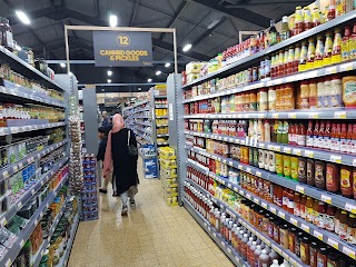 UMRAH SUPERMARKET NORTHAMPTON