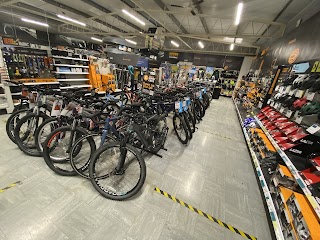 Halfords - Bromsgrove