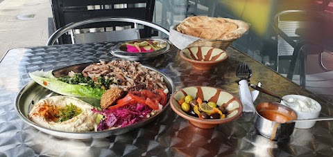 Almahmud Restaurant