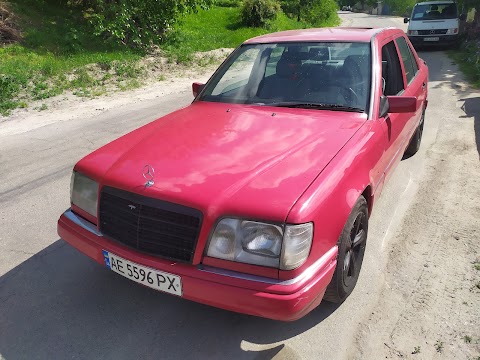 Разборка Мерседес W124, W202, W211