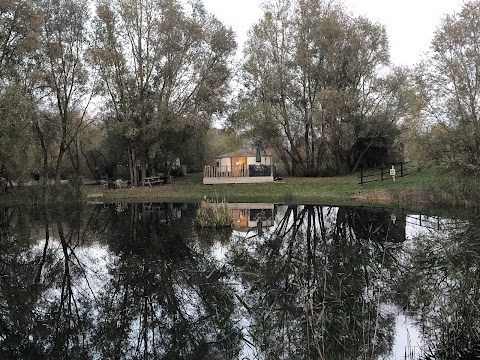 Grendon Lakes