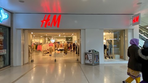 H&M