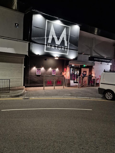 Mature Club & Cocktail Bar