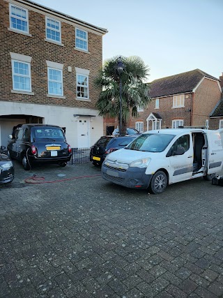 Misfuelled Car Fixer - London - Wrong fuel drain service 24/7
