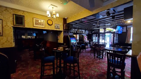 The Queen's Head Hotel