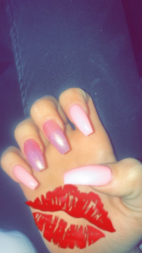 Lily Nails