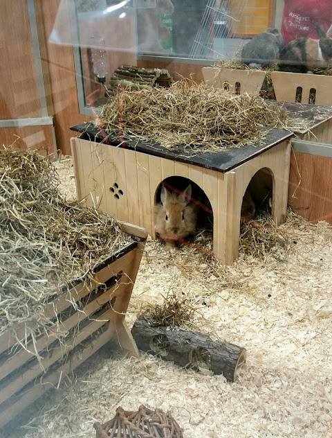 Pets at Home Huddersfield Waterloo