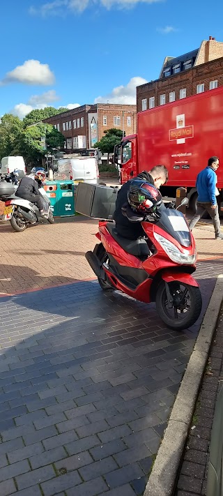 Iceland Supermarket Borehamwood