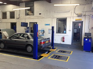 Harvey Clough Garage