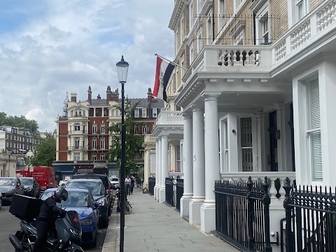 Iraqi Embassy in London-Consulate section