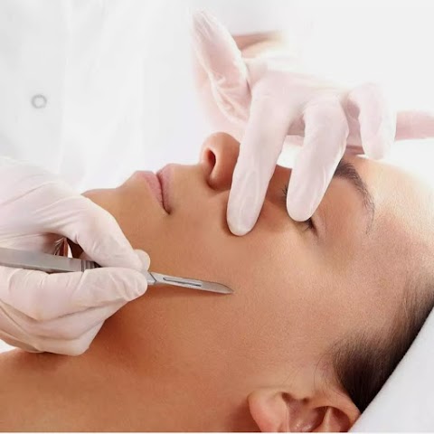 Sazzle Evans Aesthetics, fillers, facials, botox, microneedling, skin boosters, dermplaning, fat dissolving