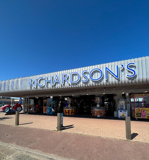 Richardson's Entertainment Centre