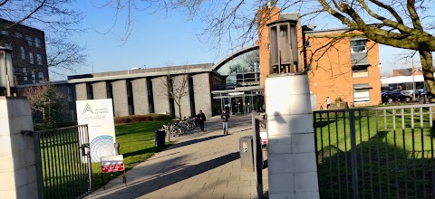 Reading College