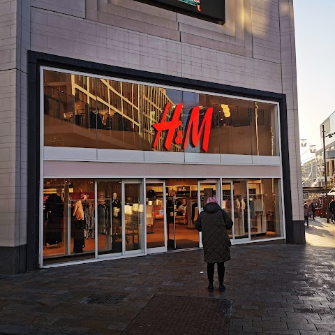 H&M