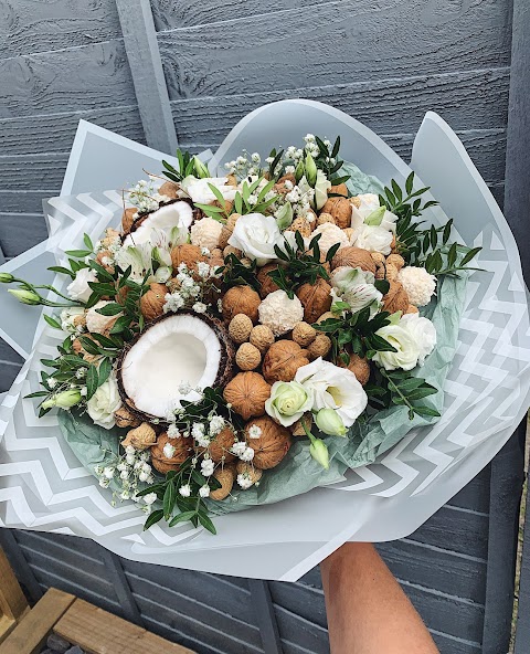 Eat.it.bouquet