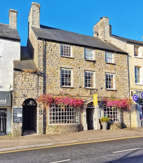 The Penny Farthing - Cowbridge