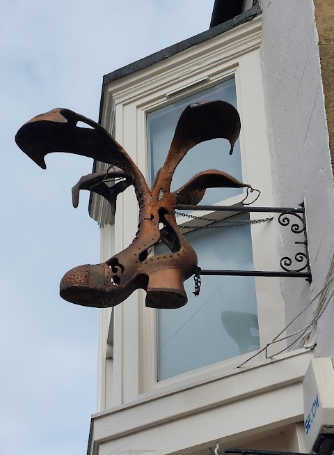 The Shoe Tree