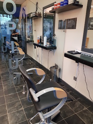 Opium barbers salon