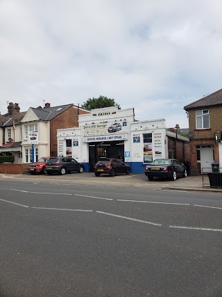 Dollis Hill Garage