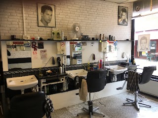 Barbers Harold Hill (Tops Barbers)