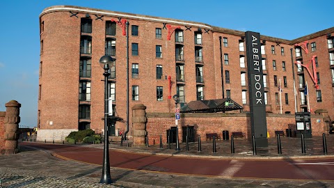 Holiday Inn Express Liverpool - Royal Albert Dock, an IHG Hotel